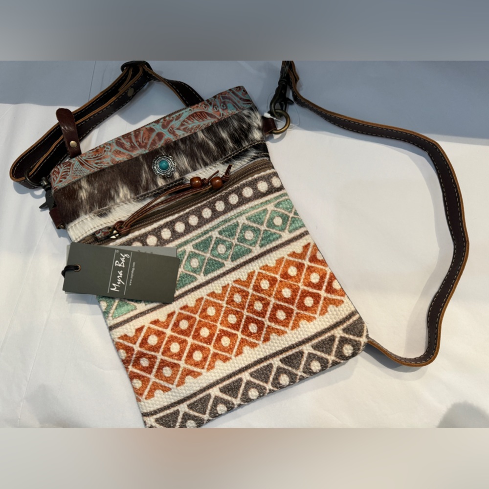 New Myra shoulder bag Crossbody canvas, colorful rug & tooled leather/fur